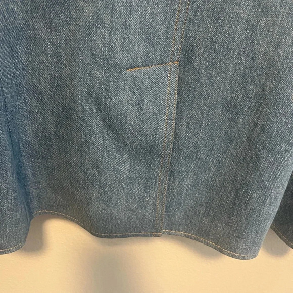 FRAME The Femme Denim Blazer Size 6 - Picture 4 of 14
